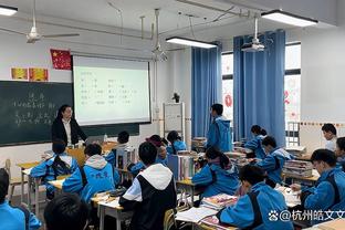 记者：比利时主帅将前往马德里说服35岁维特塞尔重返国家队